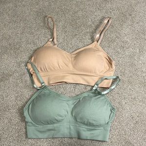 Geyoga 2 vneck bralettes size M
